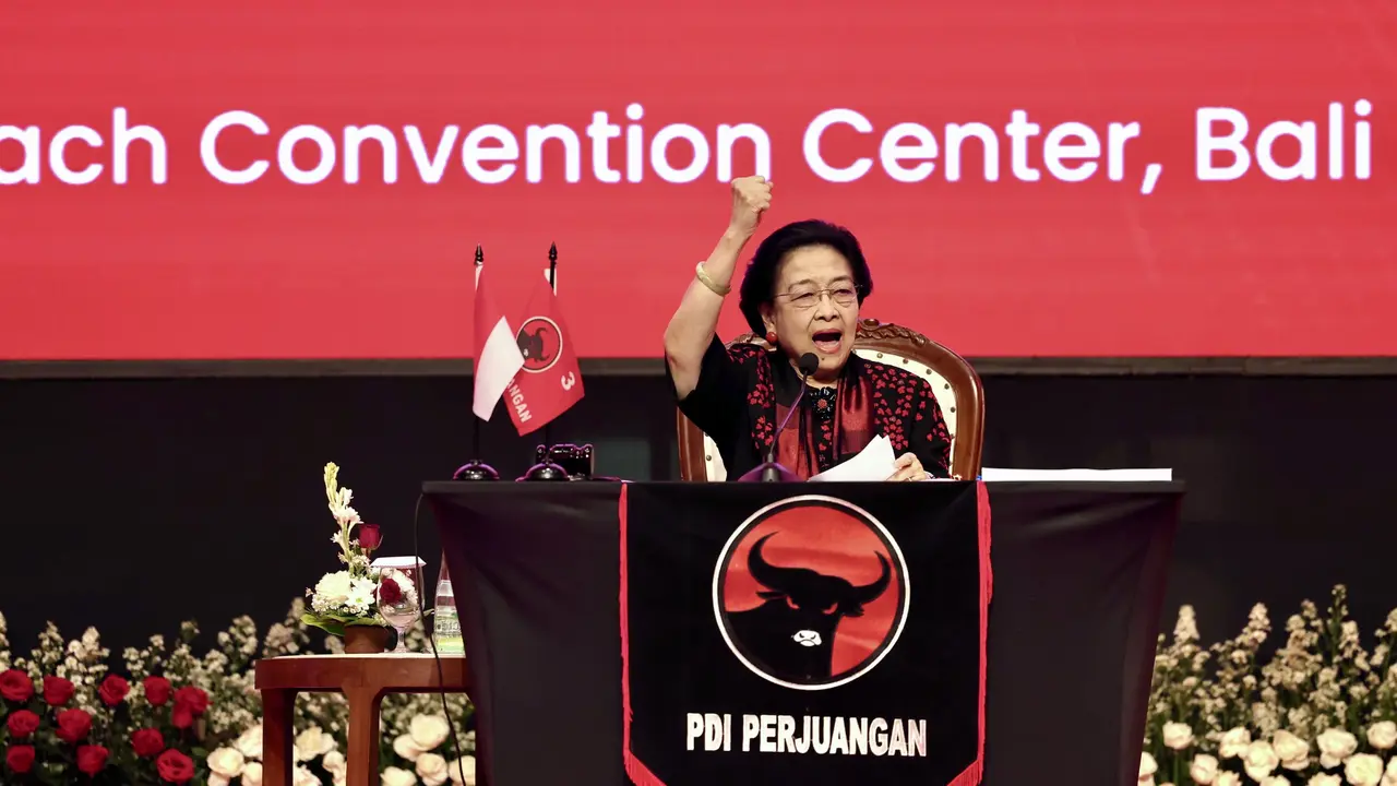 Ketua Umum PDIP Megawati Soekarnoputri saat memberikan pengarahan di acara Bimtek Nasional PDIP di Bali.