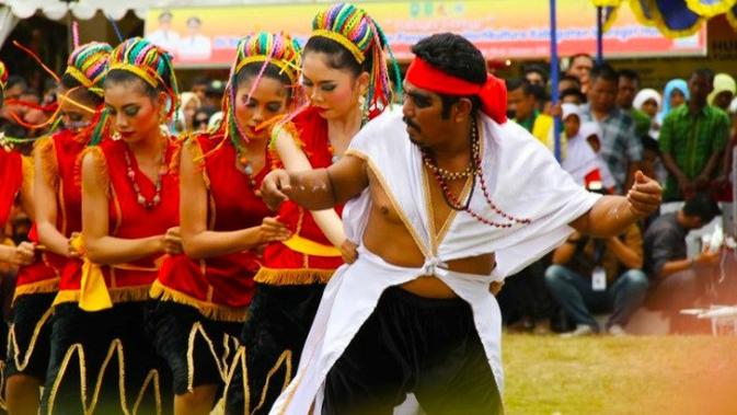 Rentak Bulian Tarian Talang Mamak Pemanggil Roh Untuk Obati Orang