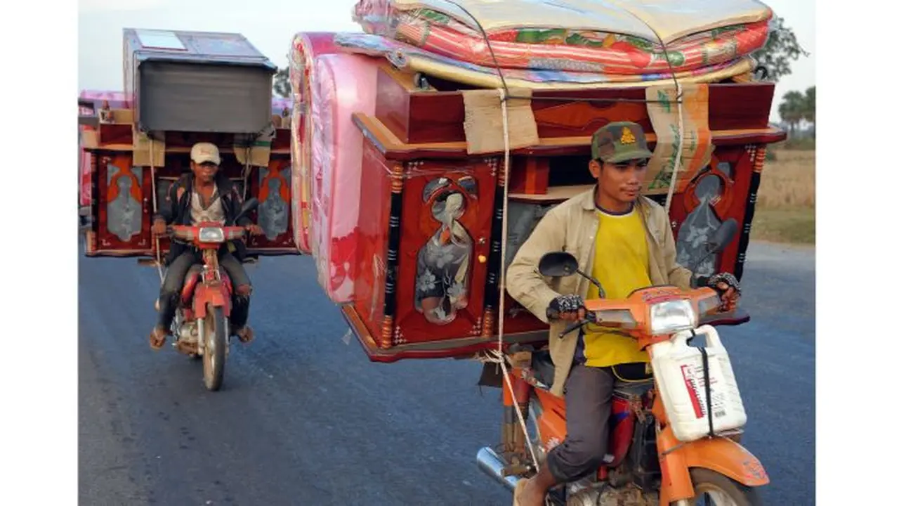 Motor Bermuatan Lebih