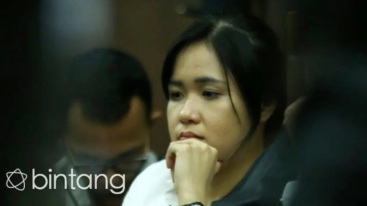 [Bintang] Baca Pledoi, Jessica Wongso Nangis Kejer