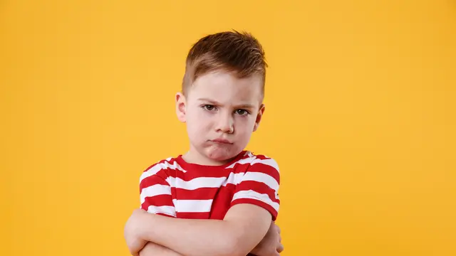 Ajari anak mengatur emosi dan mencari jalan keluar untuk emosi yang berlebihan