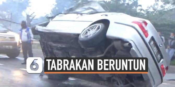 VIDEO: Tabrakan Beruntun di Tol Meruya, Truk dan Sedan Terguling