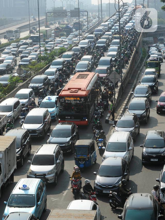 Macet dan Polusi Udara Jakarta