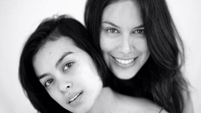 Sophia Latjuba dan Eva Celia