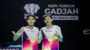 Raymond Indra/Nikolaus Joaquin menutup gim penentuan dengan skor telak 21-10. Tampak dalam foto, pasangan ganda putra Indonesia Raymond Indra/Nikolaus Joaquin usai bertanding melawan wakil Prancis, Eloi Adam/Leo Rossi di Istora Gelora Bung Karno (GBK), Senayan, Jakarta, Selasa (20/1/2026). (Bola.com/Bagaskara Lazuardi)