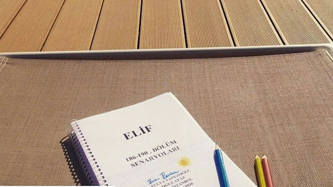 Pemain Serial Elif Mulai Sibuk dengan Naskah Jelang Season Baru