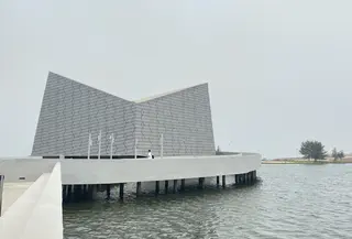 Gubernur DKI Jakarta Pramono Anung meresmikan Masjid Apung An-Nur di kawasan Taman Impian Jaya Ancol, Jakarta Utara, Jumat (16/10/2026). (Liputan6.com/Tisha Maulida Fazriah)