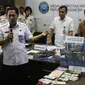 BNN mengungkap kasus Tindak Pidana Pencucian Uang (TPPU) hasil penjualan narkoba di kantor BNN, Jakarta, Selasa (13/6). BNN menyita aset dan uang hasil TPPU kasus narkoba dengan total nilai Rp39 miliar dari kedua kasus berbeda. (Liputan6.com/Yoppy Renato)