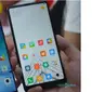 Perbandingan tampilan Xiaomi Mi MIX dan Mi MIX 2 (Sumber: Gizmochina)