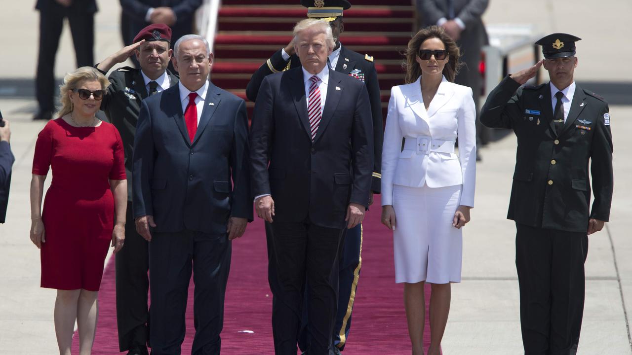 Donald Trump disambut PM Israel Benjamin Netanyahu. (AP)