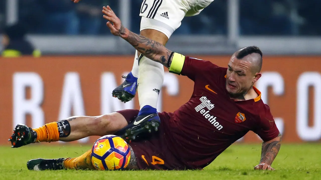Luciano Spalletti berniat mengajak Radja Nainggolan hengkang ke Inter Milan. 