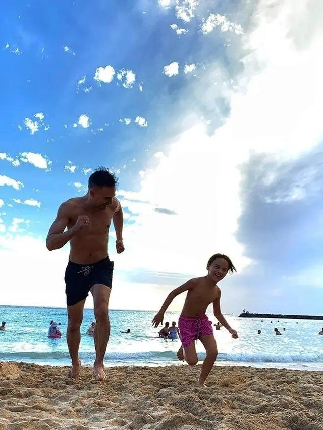Suami dan Anak Bunga Citra Lestari