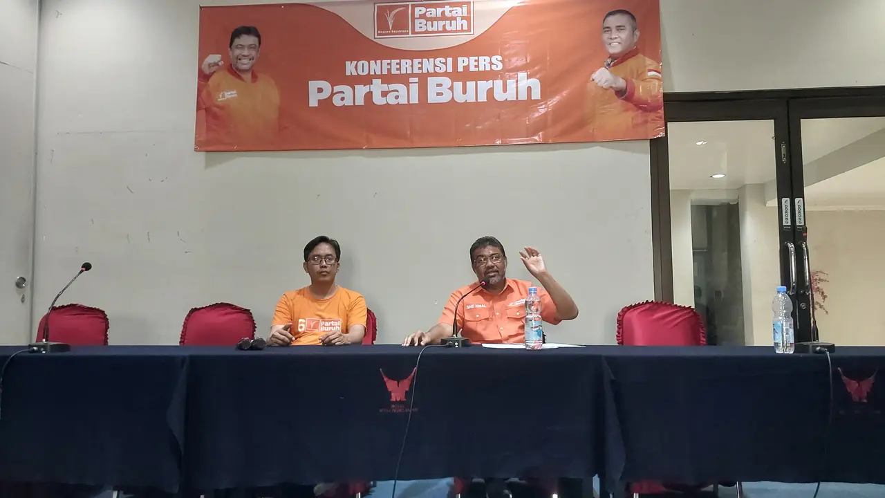 Presiden Konfederasi Serikat Pekerja Indonesia (KSPI) Said Iqbal saat ditemui di kawasan Menteng, Jakarta Pusat, Sabtu (2/11/2024).
