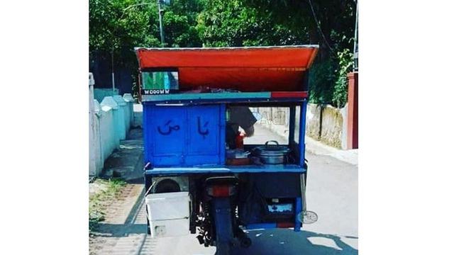 5 Cara Promosi Penjual Bakso Ini Kreatif Sekaligus Bikin Ngakak