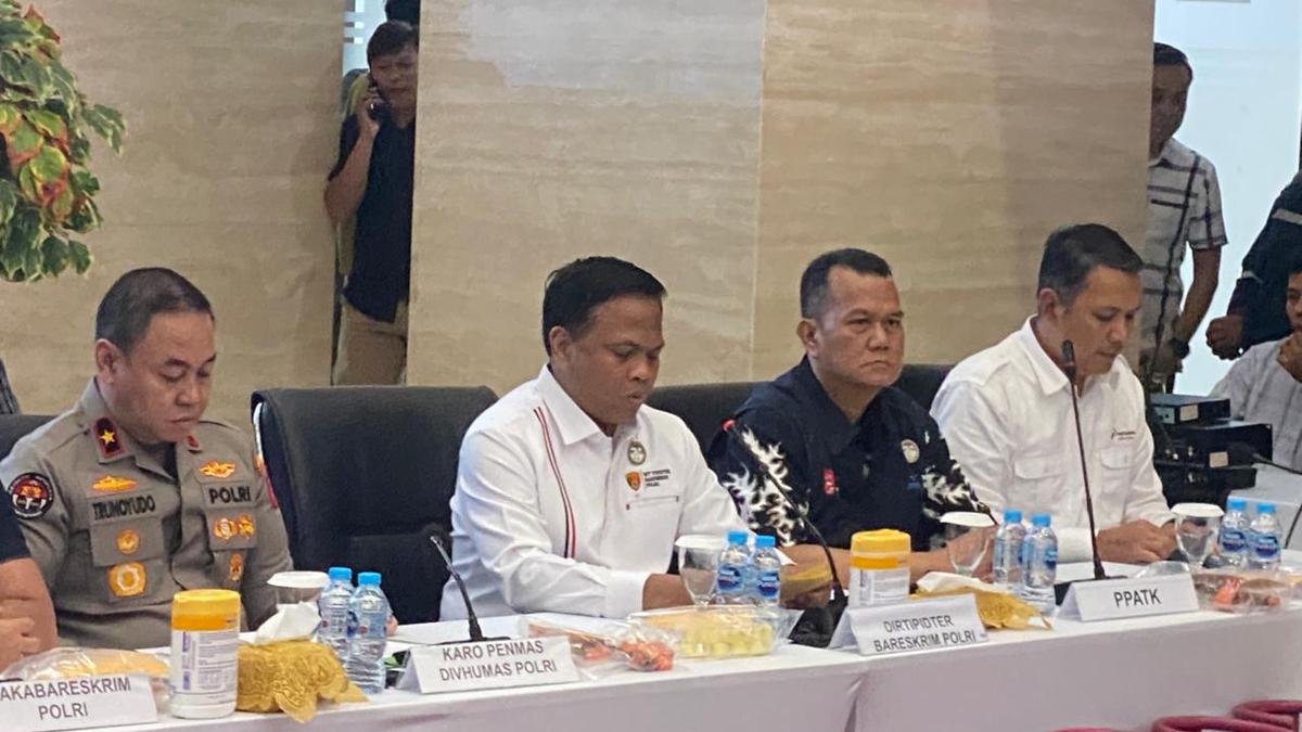 Bareskrim Bongkar Modus 'Helikopter' hingga Truk Modifikasi dalam Penyalahgunaan BBM Subsidi