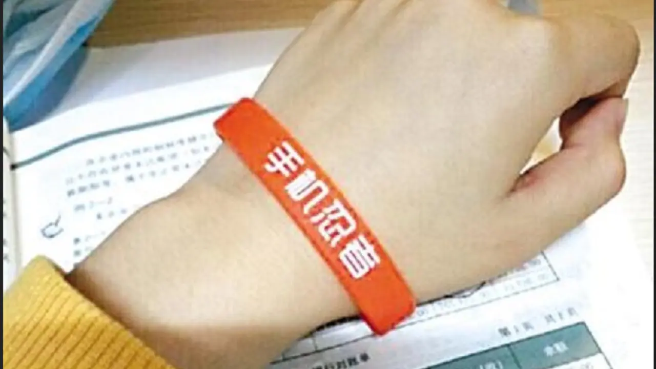 Gelang Tantangan 21 Hari Tanpa Ponsel