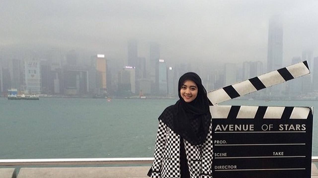 Gaya Hijab Ala Nuri Maulida