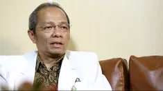 Ibu yang terkena kanker payudara tidak dilarang menyusui tapi sebaiknya dihentikan. Simak penjelasan selengkapnya berikut.