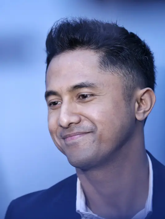 Ditemui di kawasan Tendean, Jakarta Selatan, Senin (31/7/2017), Hengky menuturkan keinginannya untuk menambah anak dan jumlah maksimalnya. "(Ingin) menambah maximal 5," tutur Hengky. (Adrian Putra/Bintang.com)