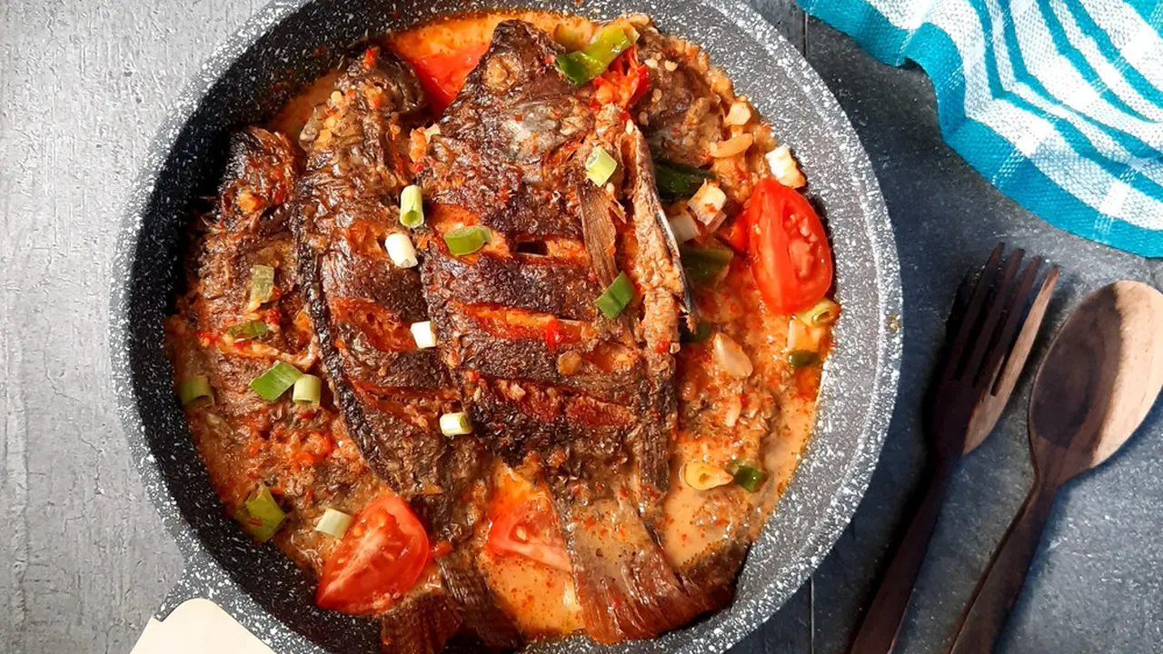 mangut ikan mujair pedas