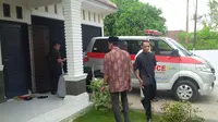 Dokter Ryan Thamrin, mantan presenter Dr Oz Indonesia, dikabarkan memiliki maag akut dan benjolan di kepala sebelum meninggal dunia. (Liputan6.com/M Syukur)