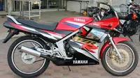 Yamaha TZF 150 cikal bakal Yamaha YZF-R15. (enoanderson)