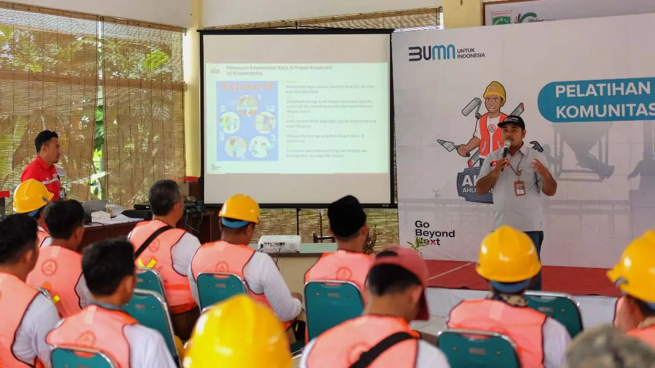 Dongkrak Produktifitas dan Kesejahteraan, SIG Upgrade Keterampilan Tukang