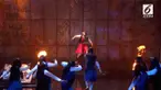 Sisipan bahasa Jawa yang diucapkan dalam America's Got Talent membuat penonton dan juri bergidik ngeri. Beberapa dari mereka sempat terbengong-bengong mendengarnya.
