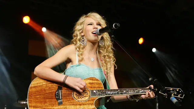 [Bintang] Taylor Swift