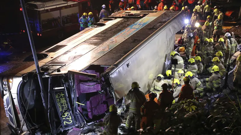 Kecelakaan bus di Hong Kong menyebabkan 18 orang meninggal - AP