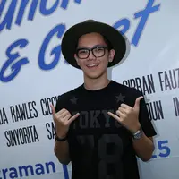 Brandon Salim saat Meet & Greet '7 Hari Menembus Waktu'. Foto: Galih W. Satria/Bintang.com