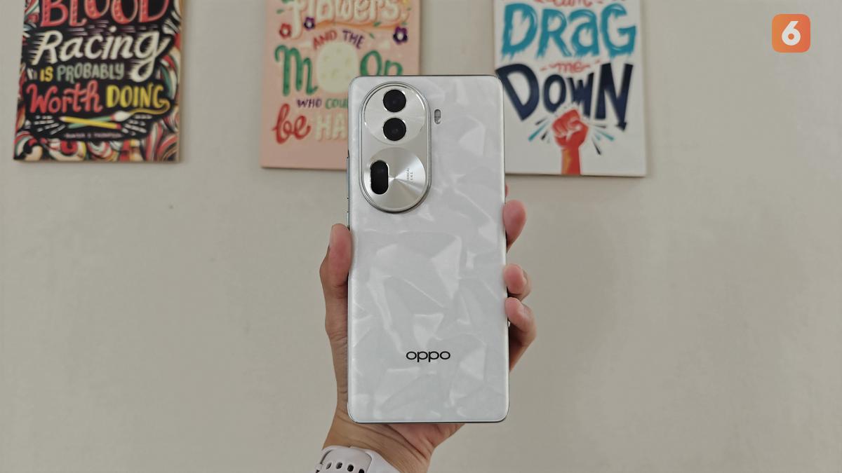 Harga HP Oppo Reno 11 Pro 5G, Sang Ahli Portrait dengan Pengisian Daya Kilat dan Desain Memukau