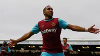 Barcelona Berniat Boyong Raja Tendangan Bebas West Ham