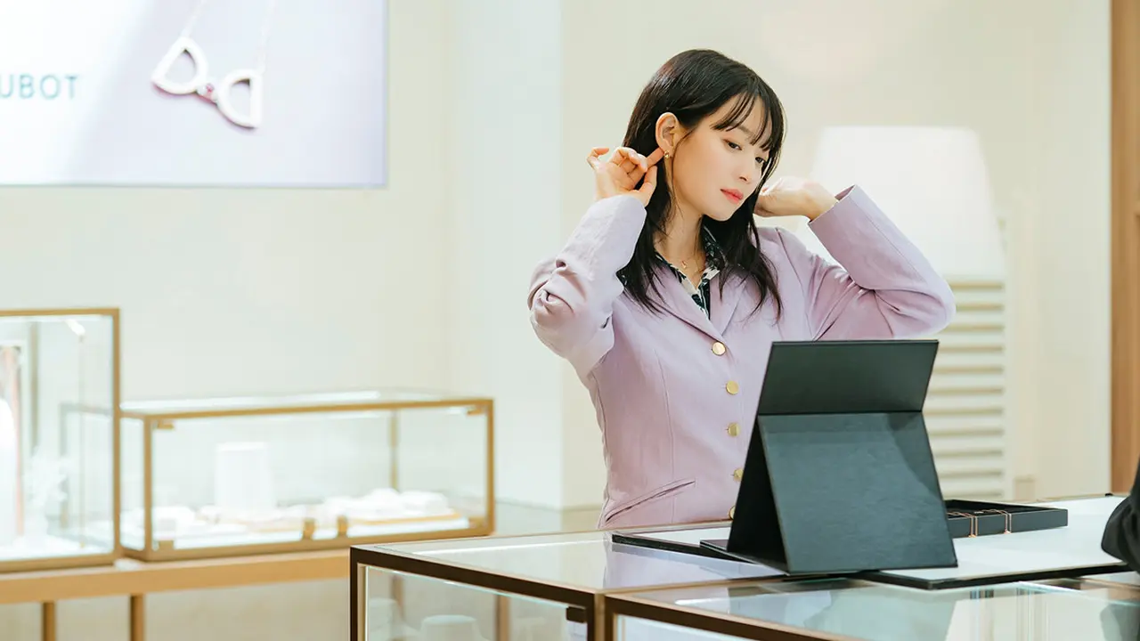Shin Min Ah