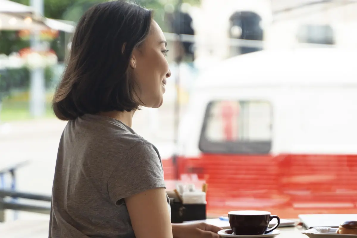 wanita maret tanda cerdas emosi