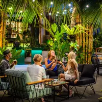 Jadikan Valentine semakin berkesan dengan agenda unik di Botanica Bali.