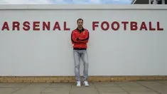 Persiapan Pesta Arsenal Menyambut Petr Cech