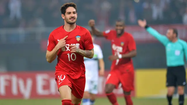 Alexander Pato