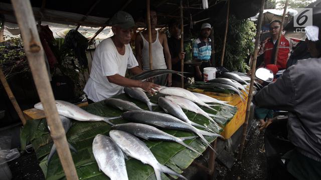 Jelang Imlek, Penjualan Ikan Bandeng Rawa Belong Melonjak