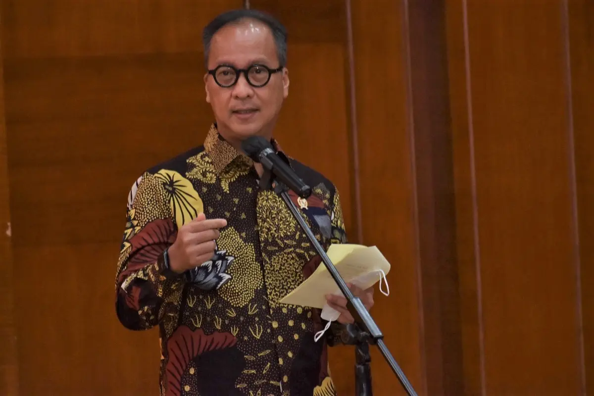 Menteri Perindustrian Agus Gumiwang Kartasasmita
