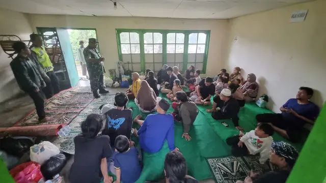 Korban Selamat Bus Rombongan Warga Rawa Belong Jakbar Terguling di Jalur Puncak Bogor
