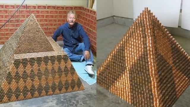 Corey Nielsen dan piramida koin raksasanya