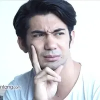 Reza Rahadian kembali dipercaya untuk memerankan karakter Rudy Habibie dalam prekuel  film ‘Habibie & Ainun’. Kabarnya, film ini akan dirilis di hari ulang tahun Pak Habibie pada bulan Juni 2016 ini.