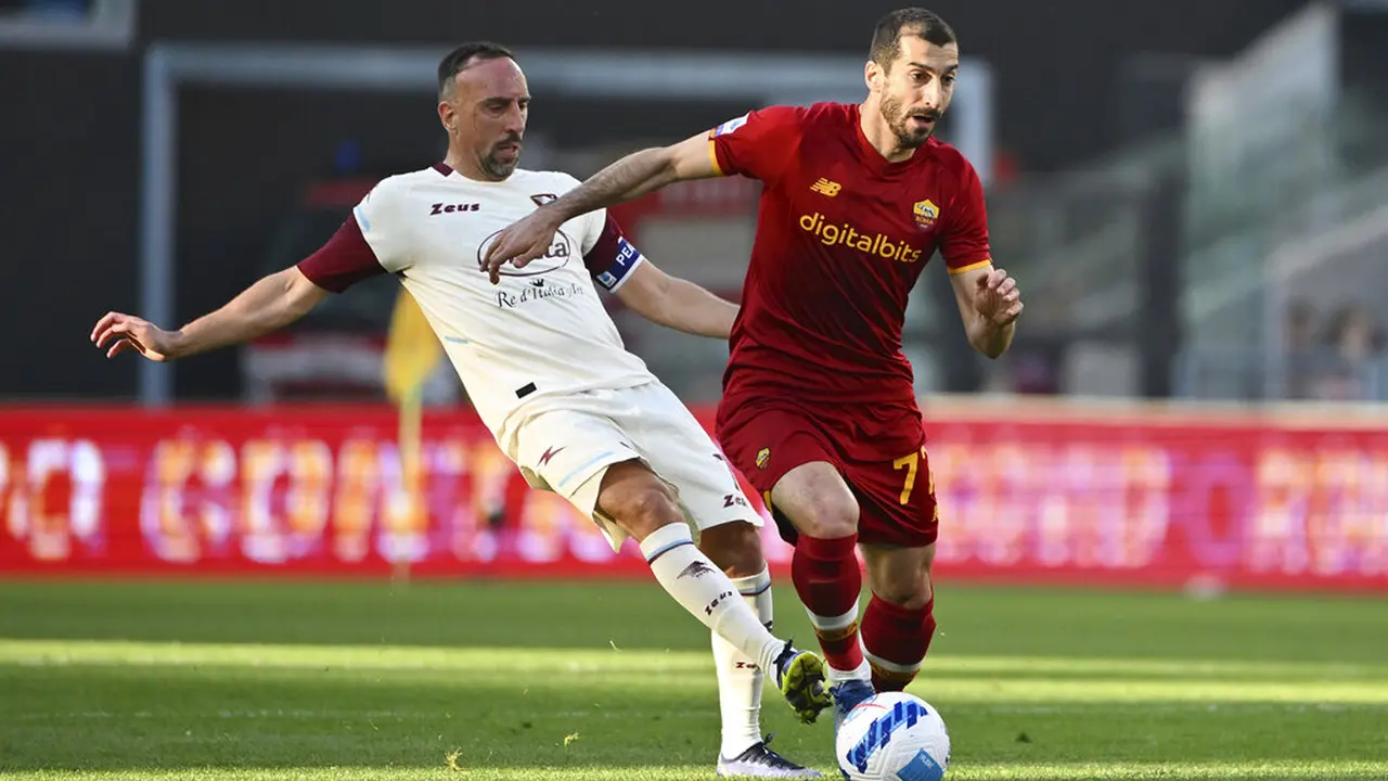 FOTO: AS Roma Menang Dramatis Lawan Salernitana