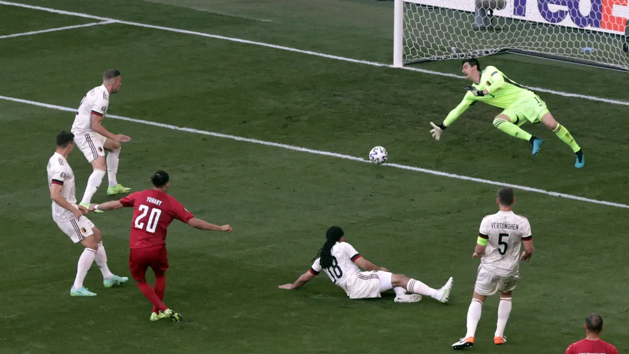 Foto Piala Eropa: Gol Cepat Denmark di Detik ke-99 Tak Mampu Melawan Kekuatan Belgia di Euro 2020, Kevin De Bruyne Biang Keladinya
