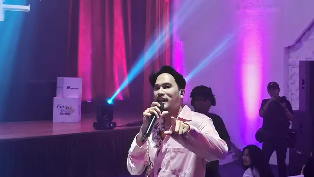 Adrian Khalif