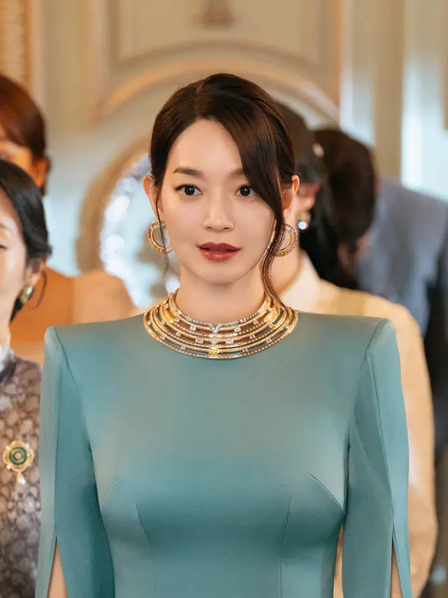 Shin Min Ah