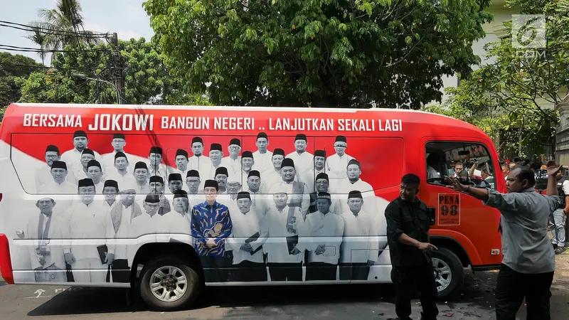Bus Pemenangan Jokowi-Ma'ruf Amin