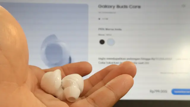 Unit Samsung Galaxy Buds Core.