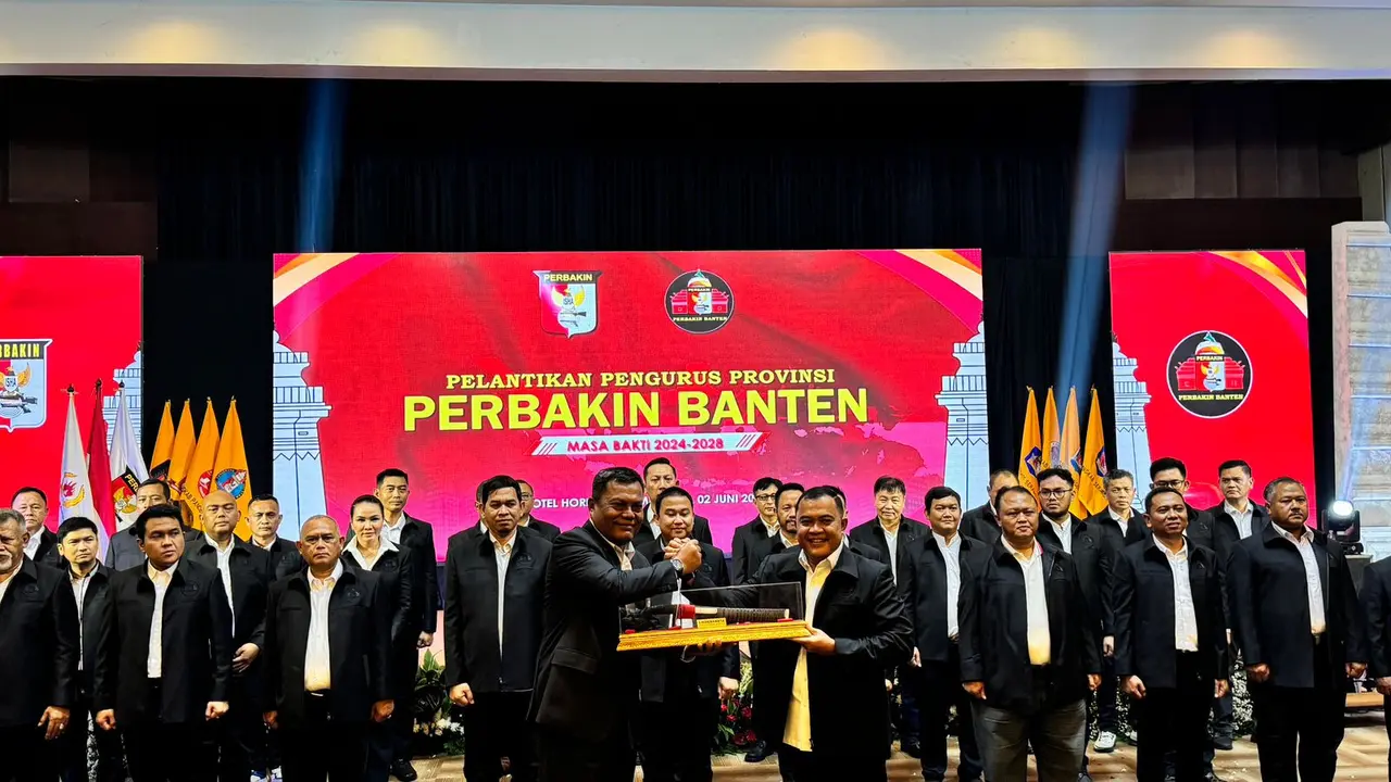 Pelantikan Perbakin Banten dan Penyerahan Golok Ciomas. (Rabu, 04/06/2024). (Yandhi Deslatama/Liputan6.com).